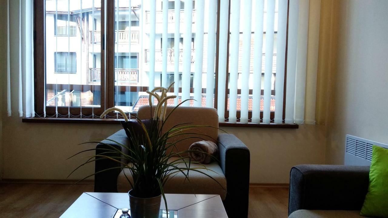 Pine Tree Apartment 2 - B7 Банско Екстериор снимка