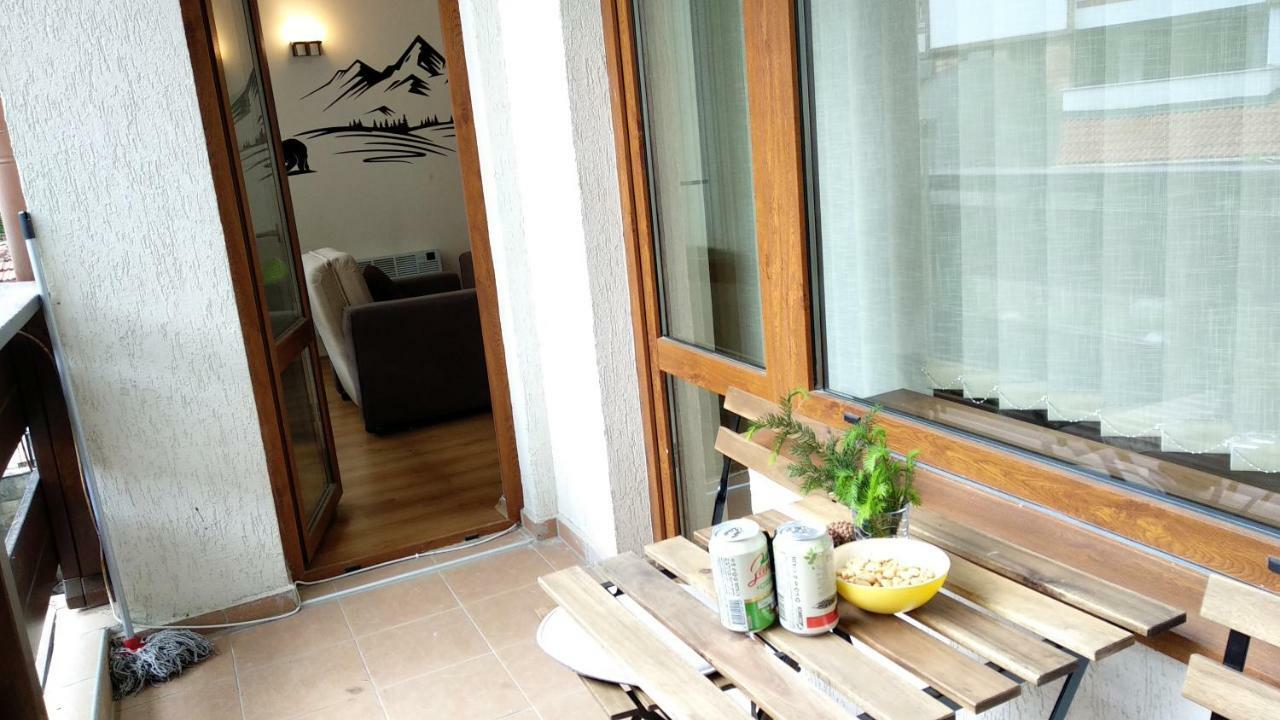Pine Tree Apartment 2 - B7 Банско Екстериор снимка