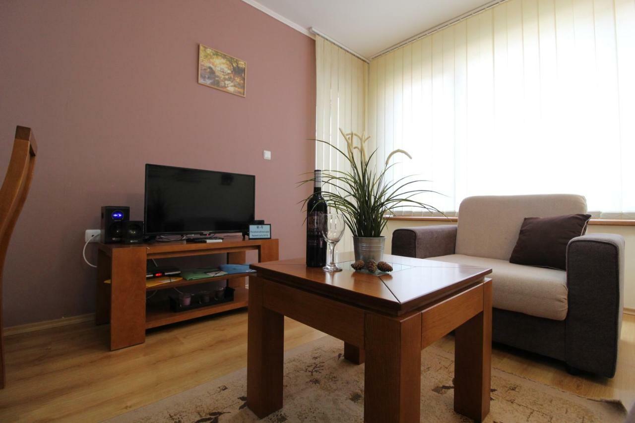 Pine Tree Apartment 2 - B7 Банско Екстериор снимка