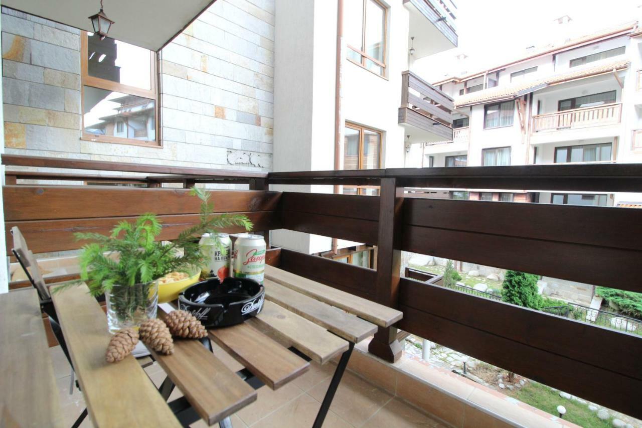 Pine Tree Apartment 2 - B7 Банско Екстериор снимка